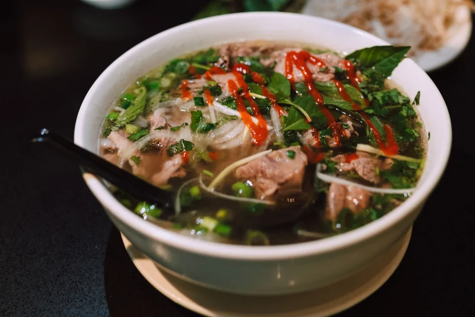 Bàn nướng đông khách tại Hà Mạnh Khanh